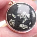 Gros pendentif rond en Jaspe Calligraphie - Bijoux en Jaspe
