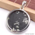 Gros pendentif rond en Jaspe Calligraphie - Bijoux en Jaspe