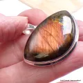 Gros pendentif Labradorite violette semi-rond - Pendentifs pierres naturelles