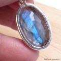 Pendentif oval Labradorite bleue facettée grade AAA Pendentifs pierres naturelles BK96.1