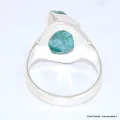 Chevalière bague en Apatite bleue néon brute taille 59 - Bijoux en Apatite bleue
