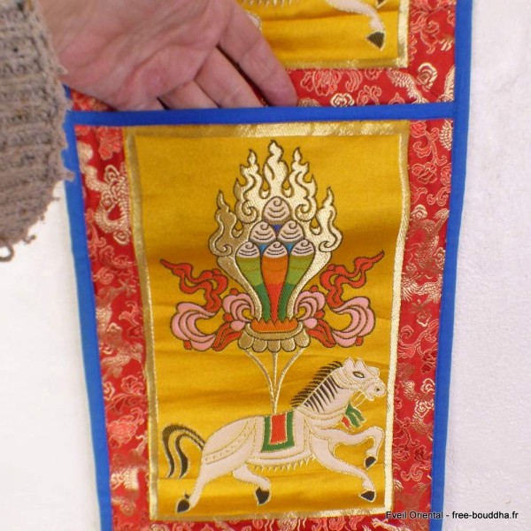 Porte courrier bouddhiste en soie Lungta Tentures tibétaines Bouddha PCB6