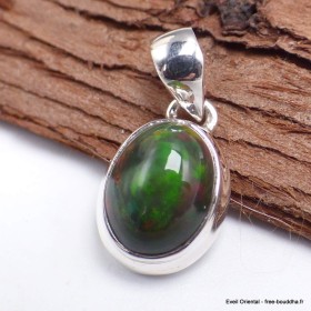 Pendentif ovale Opale noire du Chili Bijoux en Opale Noire YM68.6