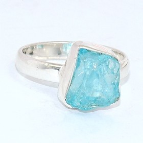 Bijou bague Apatite bleue asymétrique taille 55 