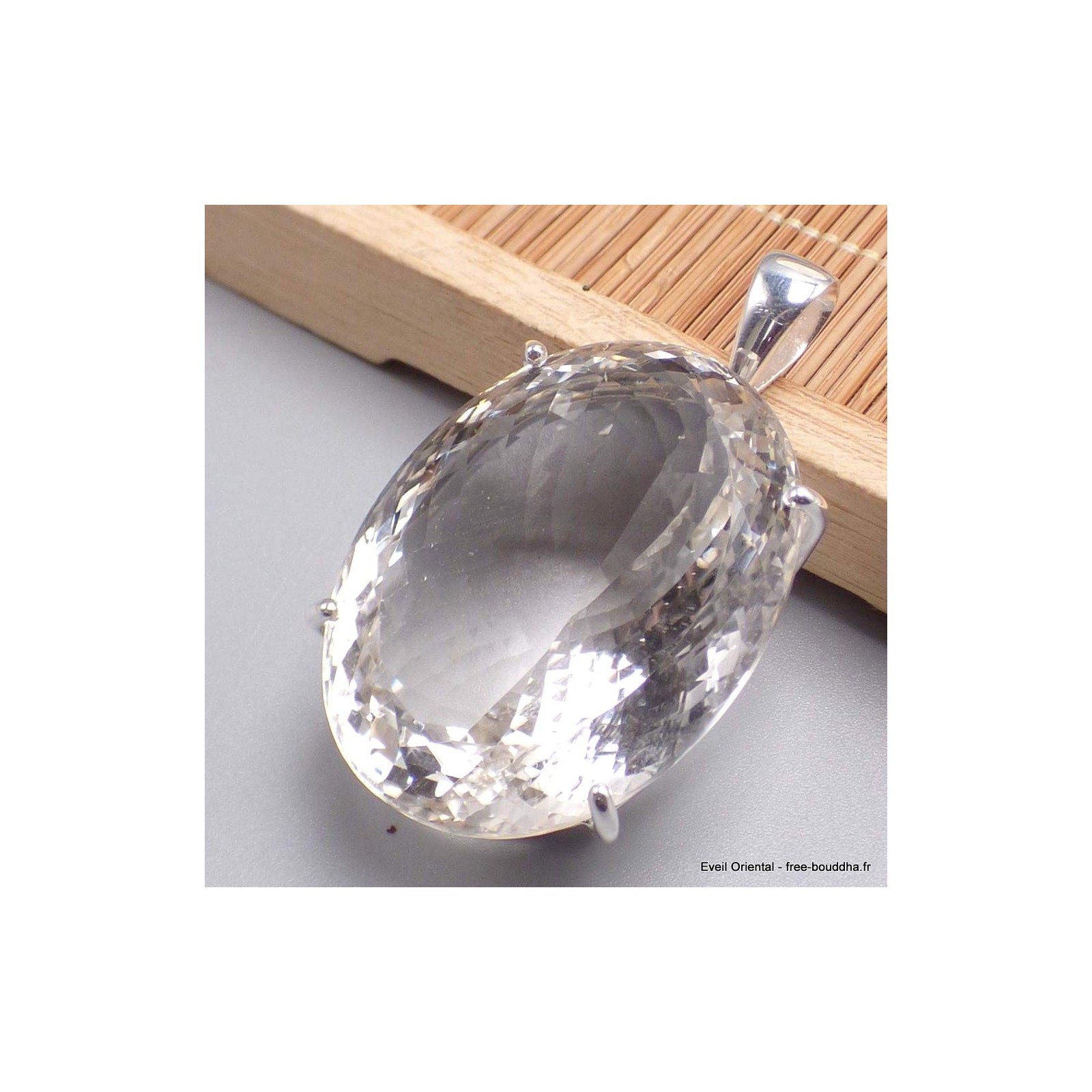 Pendentif Cristal de roche en pierre naturelle forme éventail facette