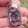 Grand pendentif rectangulaire en Rhodonite Pendentifs pierres naturelles TUV8.3