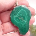 Grand pendentif en Malachite tranche Bijoux en Malachite TUV21.2