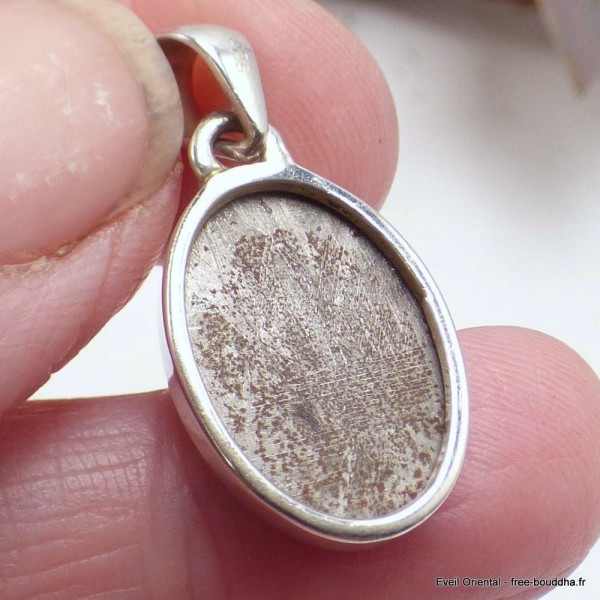 Pendentif Météorite de Suède Muonionalusta Pendentifs pierres naturelles BK105