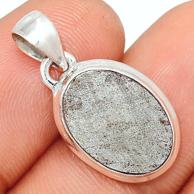 Pendentif oval Météorite de Suède Muonionalusta Pendentifs pierres naturelles BK105.1