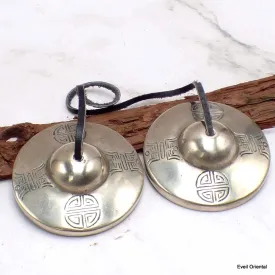 Tingshas tibétaines artisanales symbole de la lune 7 cm - Objets rituels bouddhistes