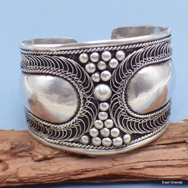 Jonc bouddhiste large bracelet tibétain Bracelets tibétains bouddhistes BTT18