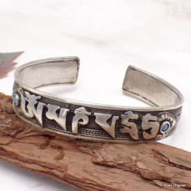 Bracelet Tibétain filigrane Mantra de Chenrezi-p Bracelets tibétains bouddhistes NBR4