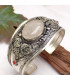 Bracelet tibétain Pierre de Lune Bracelets tibétains bouddhistes ref 2001.1