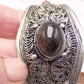 Bracelet tibétain en Agate Bracelets tibétains bouddhistes ref 2001.2