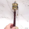 Moulin à prières bouddhiste 2 mantras 24 cm - Moulins à Prières tibétains