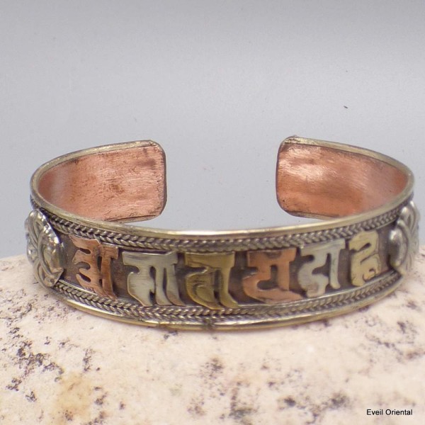 Bracelet tibétain deux tons Mantra de Chenrezi Bracelets tibétains bouddhistes ref121