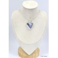 Pendentif Merlinite Opale dendritique triangulaire Pendentifs pierres naturelles KC4.1