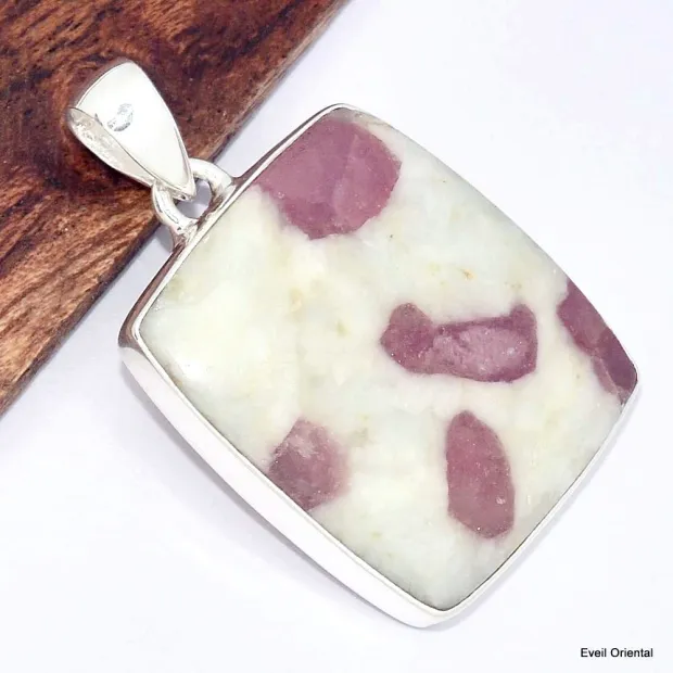 Gros pendentif Rubellite sur Quartz rectangulaire - Bijoux en Tourmaline Rose