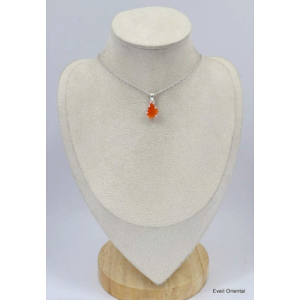 Petit pendentif Opale de feu serti griffes Bijoux en Opales KC8