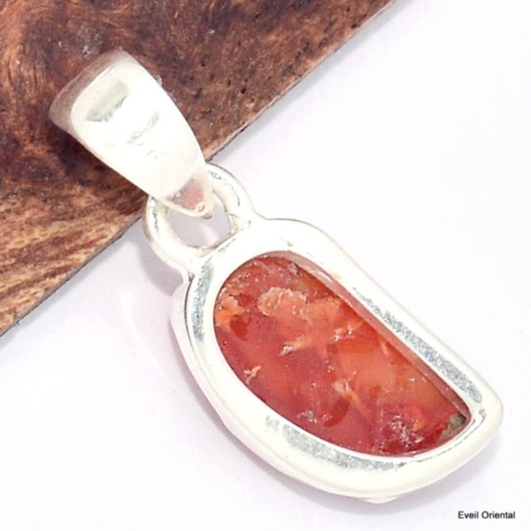 Petit pendentif Opale de feu serti clos Bijoux en Opales KC8.1