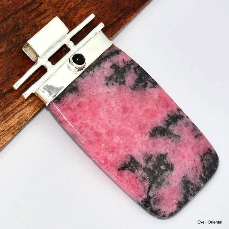 Pendentif rectangulaire en Rhodonite et Grenat 