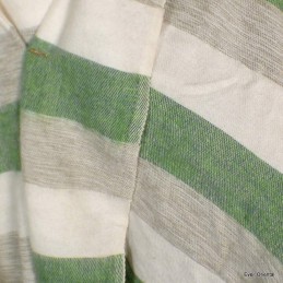 Très grand châle népalais 240 x 120 cm vert écru 