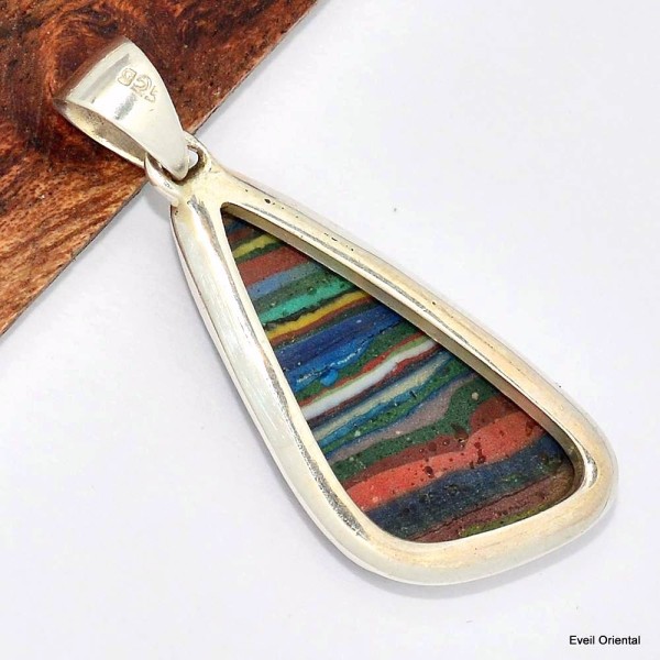 Pendentif forme libre Calcite arc-en-ciel Bijoux en Calcite KC22.3