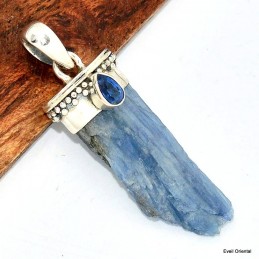 Pendentif Cyanite bleue forme bâtonnet Bijoux en Cyanite Bleue KC23.1