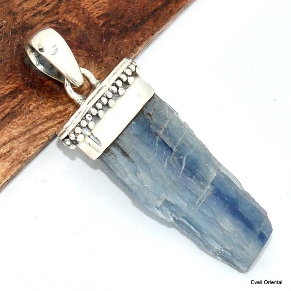 Pendentif bâtonnet Cyanite bleue Pendentifs pierres naturelles KC23.3
