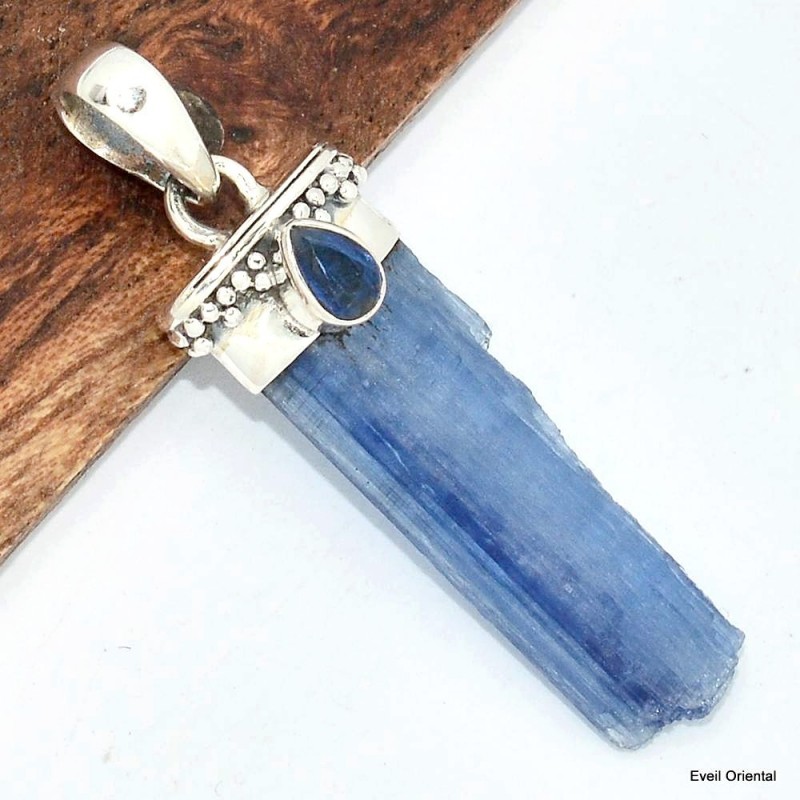 Pendentif bâtonnet Cyanite bleue naturelle 