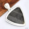 Pendentif triangulaire en Hypersthène - Pendentifs pierres naturelles
