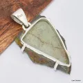 Pendentif Conichalcite forme libre - Bijoux en Conichalcite