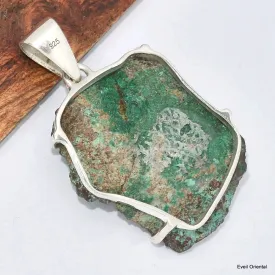 Pendentif Conichalcite serti griffes - Bijoux en Conichalcite