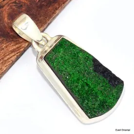 Pendentif Grenat Uvarovite pierre naturelle - Bijoux en Grenat Uvarovite