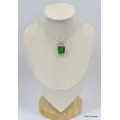 Petit pendentif en Grenat Vert - Bijoux en Grenat Uvarovite