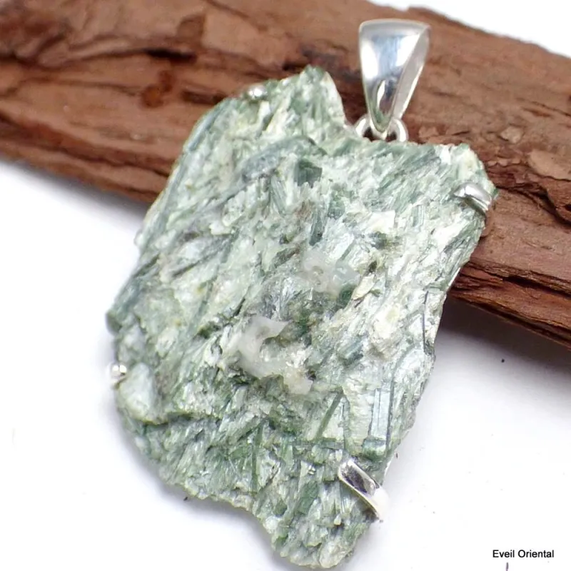 Gros pendentif Actinolite verte Smaragdite - Bijoux en Actinolite