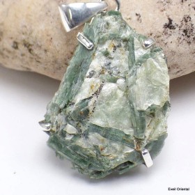 Gros pendentif Smaragdite Actinolite verte 