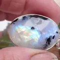 Pendentif Tourmaline sur Pierre de lune bleue - Pendentifs pierres naturelles