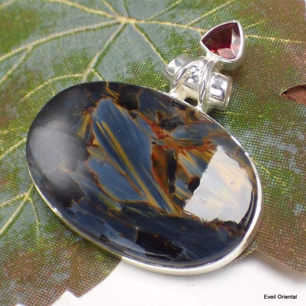 Somptueux pendentif Pietersite et Grenat Pendentifs pierres naturelles KC42