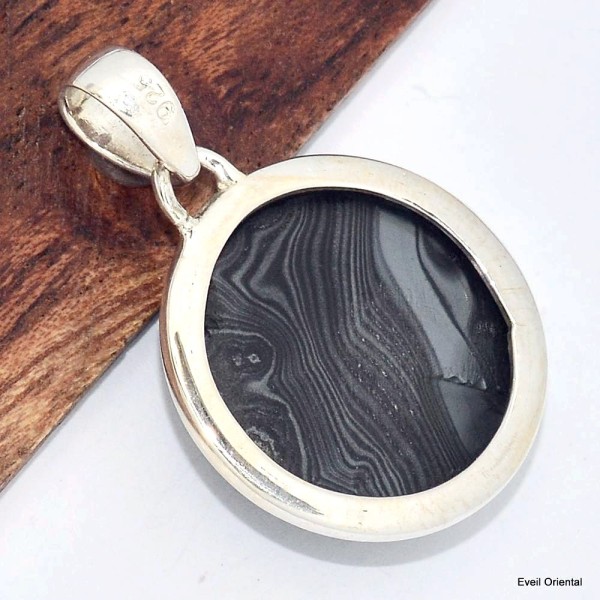 Pendentif rond en Psilomélane ou Malachite noire Pendentifs pierres naturelles KC44