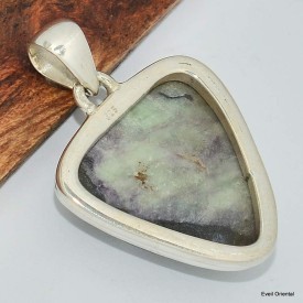 Pendentif Kammérérite triangulaire Pendentifs pierres naturelles KC47.5