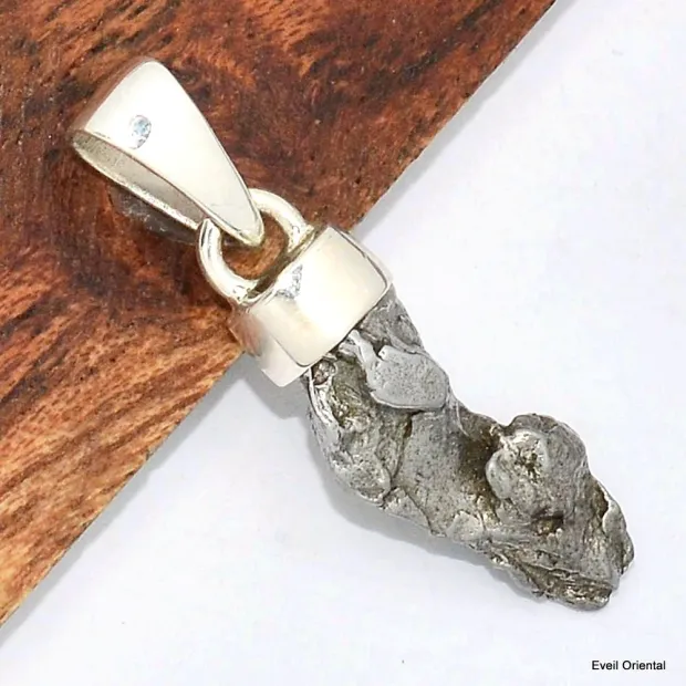 Pendentif authentique Campo del cielo - 9 - Pendentifs pierres naturelles