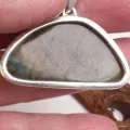 Gros pendentif Labradorite violette forme libre - Pendentifs pierres naturelles