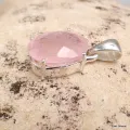 Petit pendentif Quartz rose facetté - Pendentifs pierres naturelles