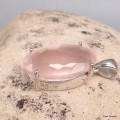 Pendentif oval Quartz rose serti griffes Pendentifs pierres naturelles KC76.5