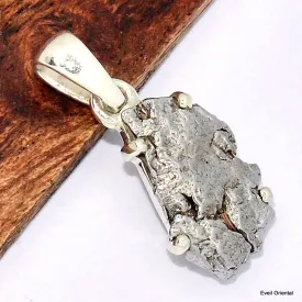 Pendentif Campo del Cielo serti griffes - Pendentifs pierres naturelles