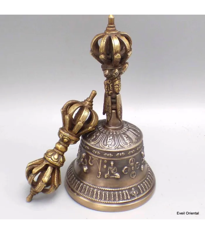 Cloche tibetaine et dorjé tibétain bronze 16 cm - Cloche tibétaine et dorjé tibétain