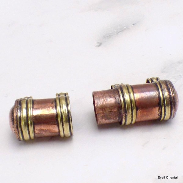 Pendentif tibétain tube en cuivre Bijoux tibetains bouddhistes 2670