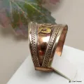 Bague aspect cuivre Mantra de Chenrezi - Bijoux en Cuivre