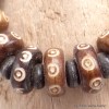 Bracelet tibétain Os de yak brun sculpté Bracelets tibétains bouddhistes BRTIB6